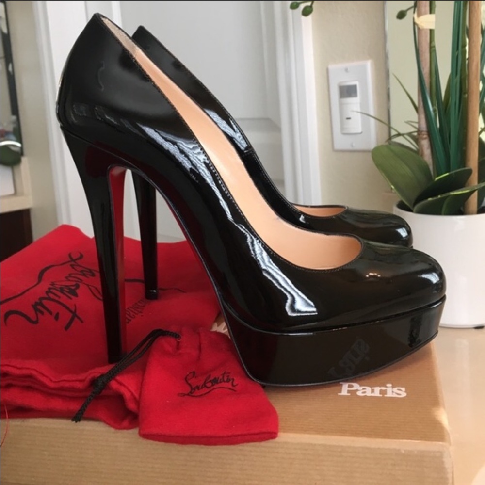 Christian Louboutin Bianca 140 black patent 37.5
